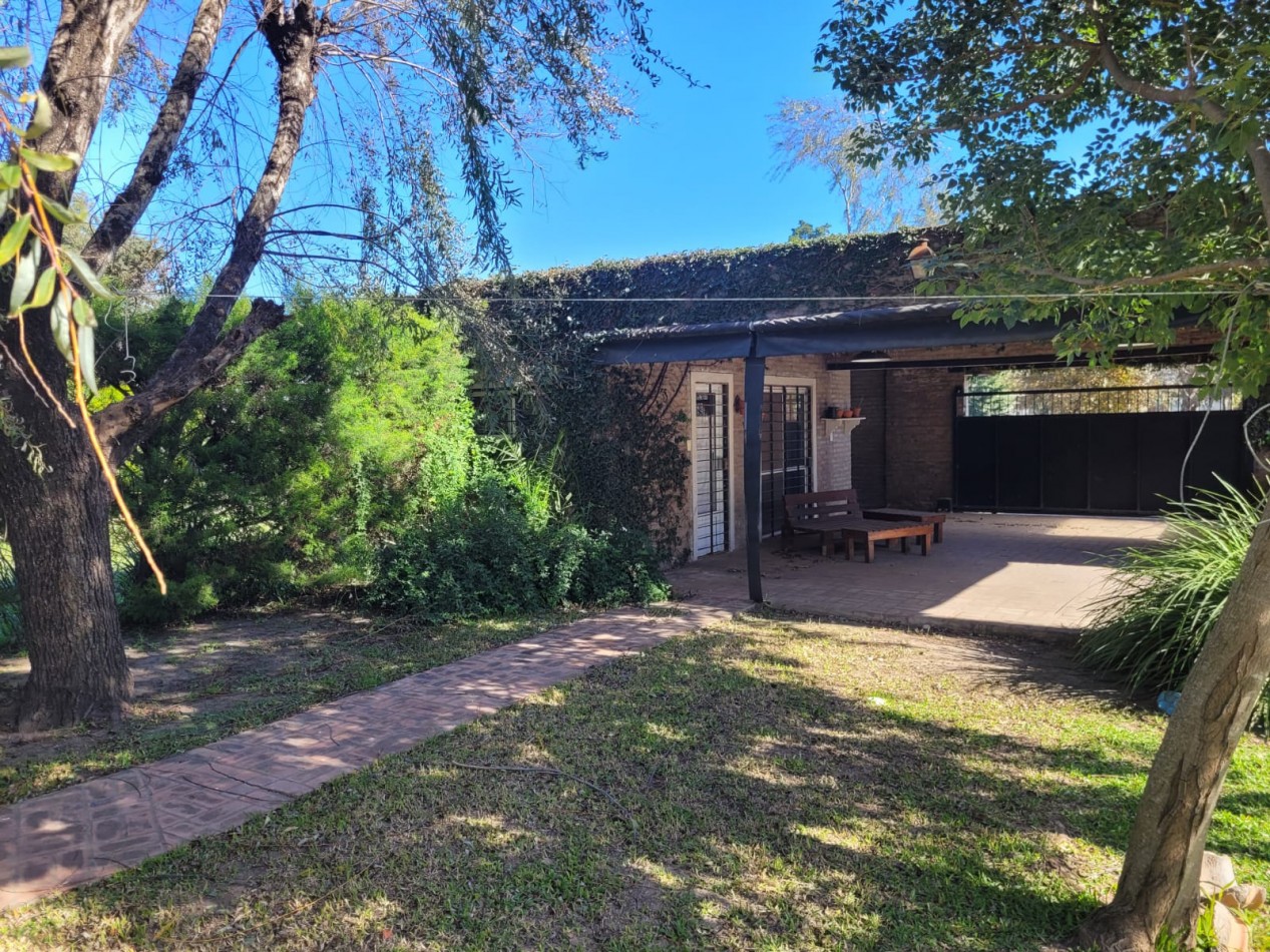 ROLDAN . Casa 3 dormitorios