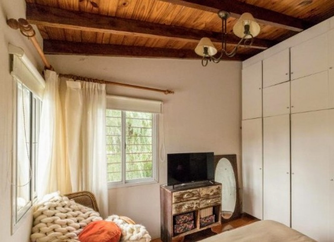 ROLDAN . Casa 3 dormitorios