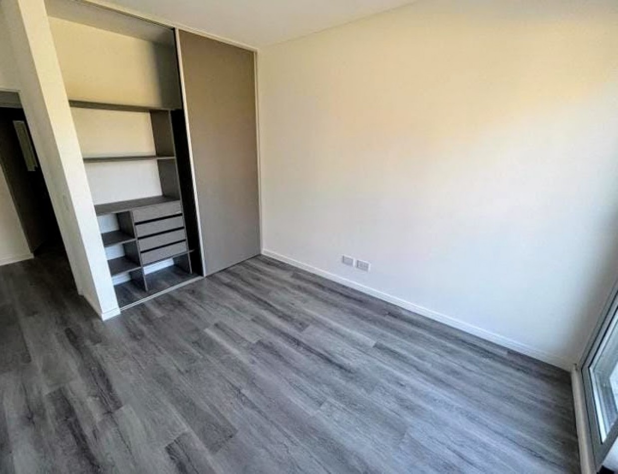 8 SAUCES . TORRE 8 . PISO 2 - FUNES