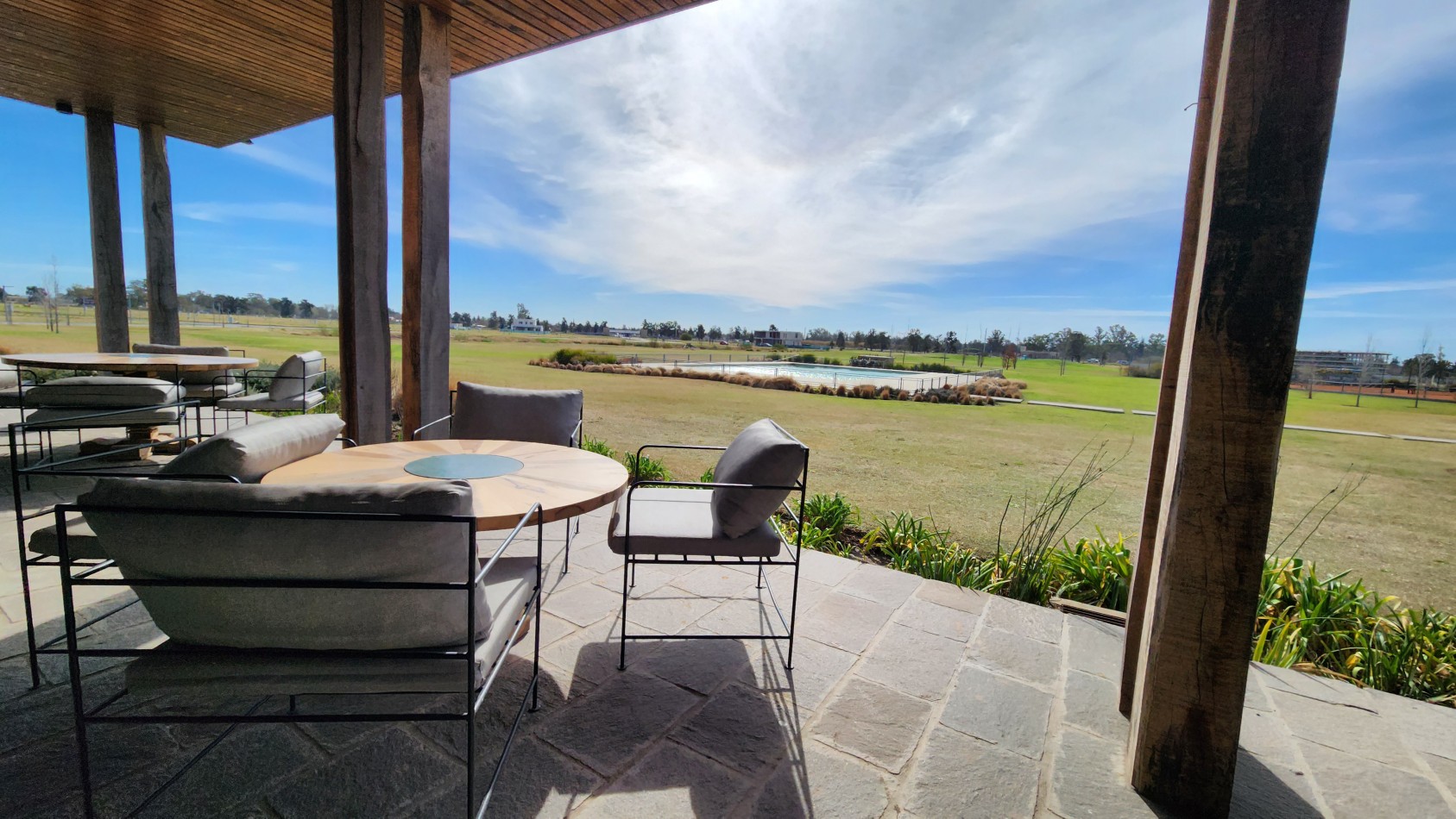LA FINCA COUNTRY CLUB - FUNES