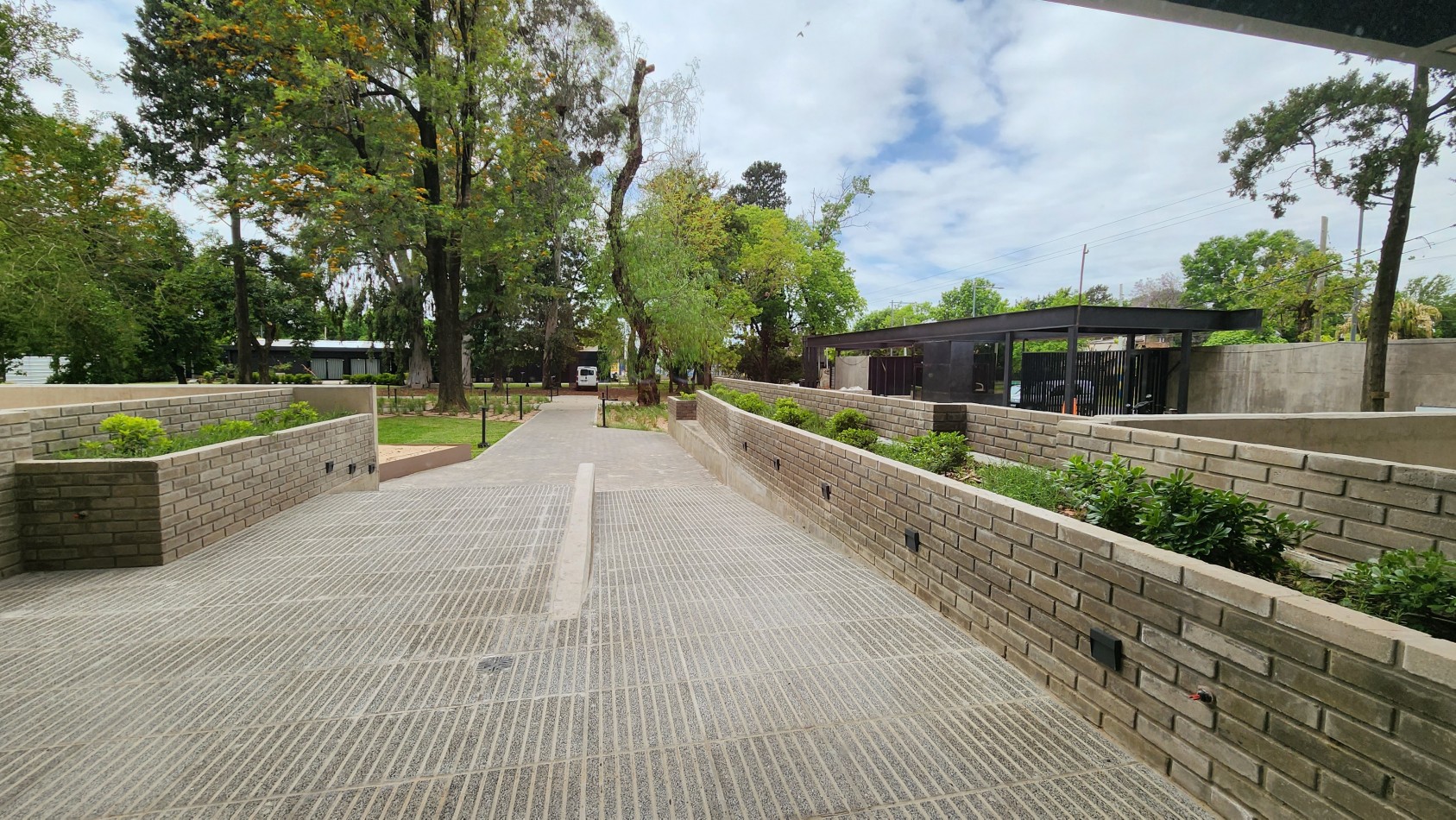 PADDOCK CONDOS FISHERTON