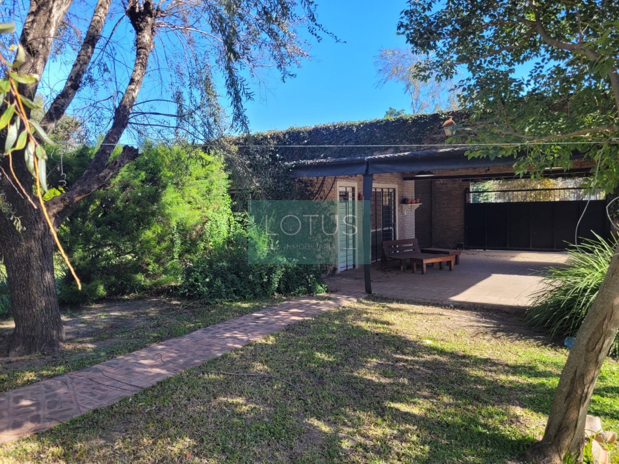 ROLDAN . Casa 3 dormitorios