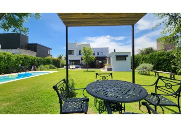 SAN SEBASTIAN BARRIO PRIVADO - FUNES